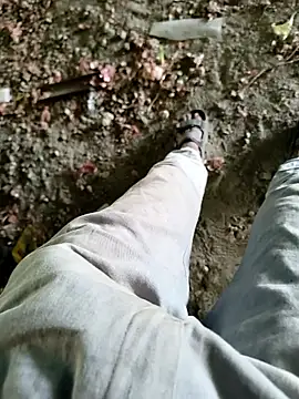 Snapshot of SurjS9 chatting on 09/28/25, 09:36 SurjS9 online show from 09/28/25, 09:36