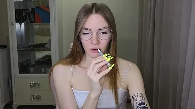 littlevildevil online show from 12/11/24, 11:19