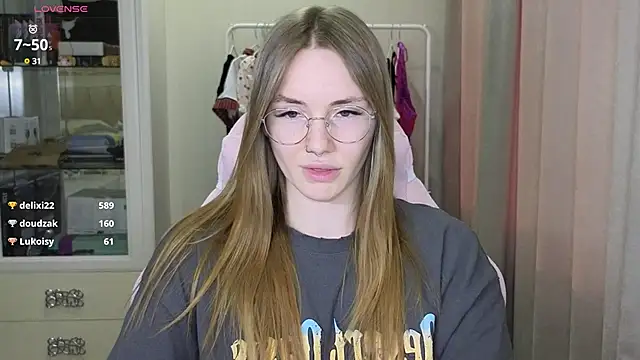 littlevildevil online show from 02/28/25, 02:20