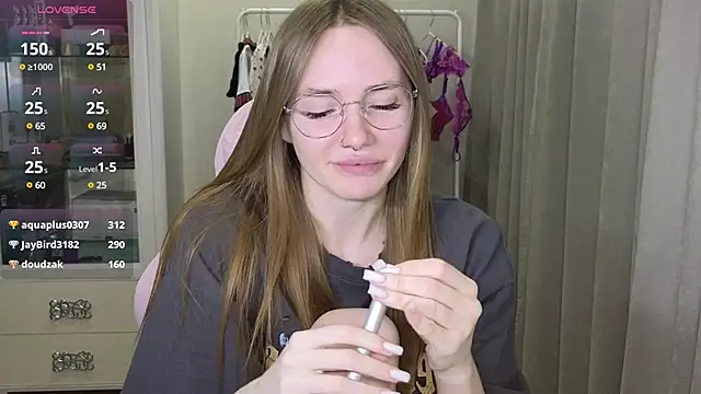 littlevildevil online show from 03/03/25, 03:09