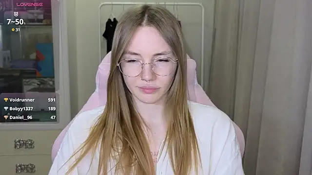 littlevildevil online show from 03/14/25, 02:19