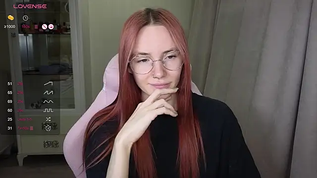 littlevildevil online show from 11/08/25, 10:48