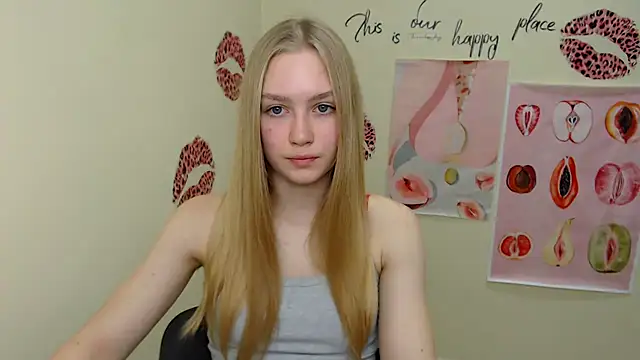 Snapshot of MademoiselleCl chatting on 01/10/25, 01:09 MademoiselleCl online show from 01/10/25, 01:09