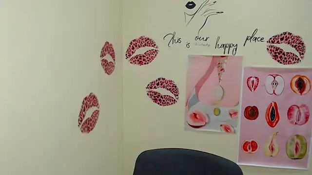 Snapshot of MademoiselleCl chatting on 01/29/25, 06:33 MademoiselleCl online show from 01/29/25, 06:33