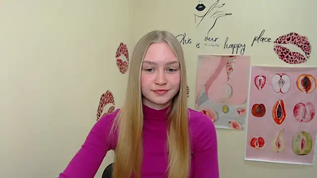 Snapshot of MademoiselleCl chatting on 02/14/25, 12:14 MademoiselleCl online show from 02/14/25, 12:14