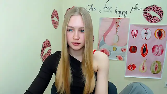 Snapshot of MademoiselleCl chatting on 03/15/25, 10:46 MademoiselleCl online show from 03/15/25, 10:46