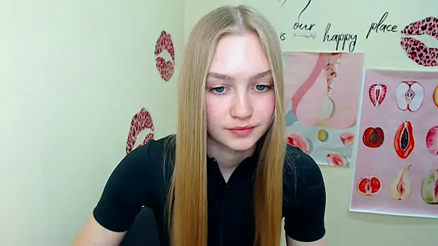 Snapshot of MademoiselleCl chatting on 03/15/25, 01:51 MademoiselleCl online show from 03/15/25, 01:51