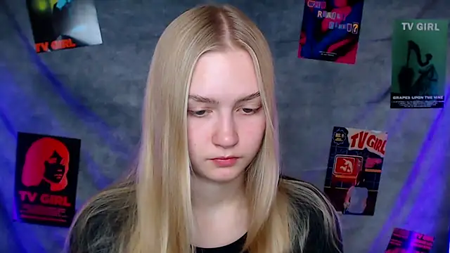 MademoiselleCl online show from 10/23/25, 12:15