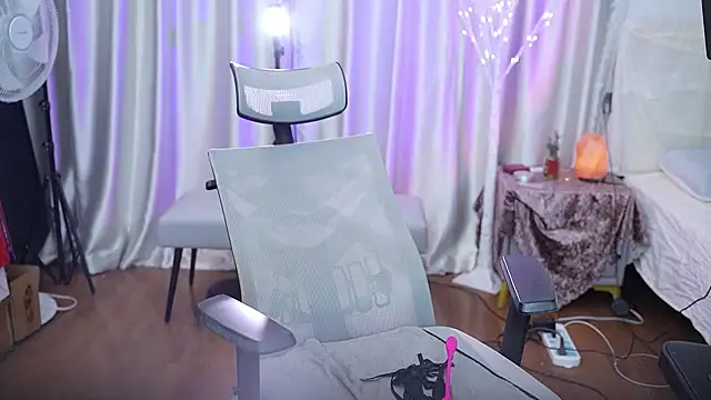 nono babyy online show from 02/13/26, 01:34