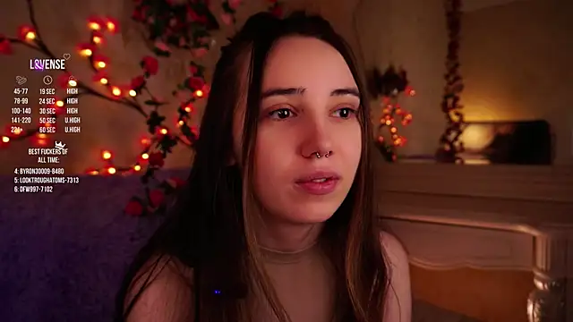 GillianDowdey online show from 10/31/25, 02:45