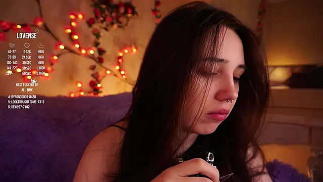 GillianDowdey online show from 11/14/25, 04:00