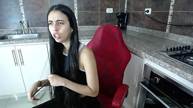 anna alvarez online show from 01/24/25, 11:48