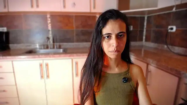 anna alvarez online show from 10/05/25, 11:41