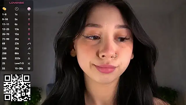 Snapshot of AislyEmbury chatting on 11/12/25, 05:19 AislyEmbury online show from 11/12/25, 05:19