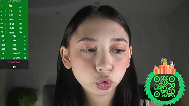 Snapshot of AislyEmbury chatting on 12/02/25, 05:13 AislyEmbury online show from 12/02/25, 05:13