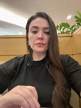 Sophie Eaton online show from 12/15/25, 07:51