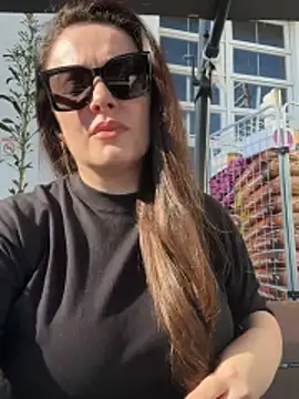 Sophie Eaton online show from 04/09/26, 06:35