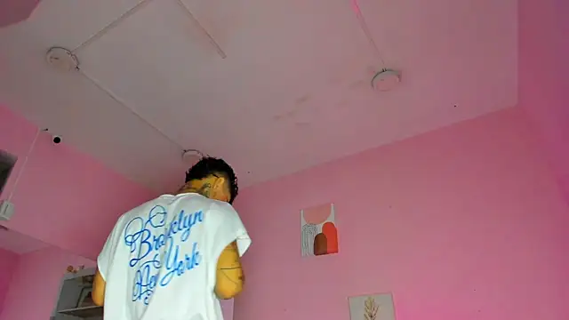 Ian Castillo  online show from 11/06/25, 11:11