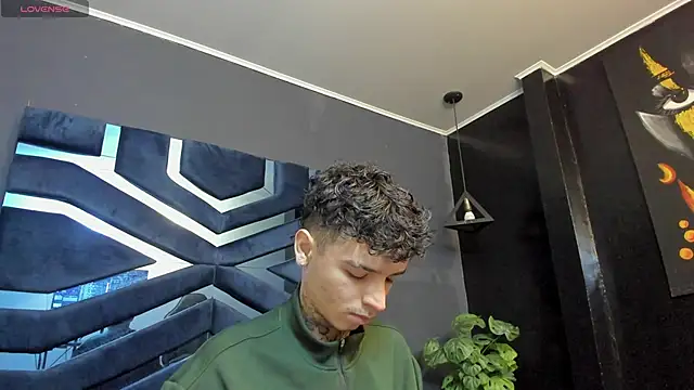 Ian Castillo  online show from 01/13/26, 11:26