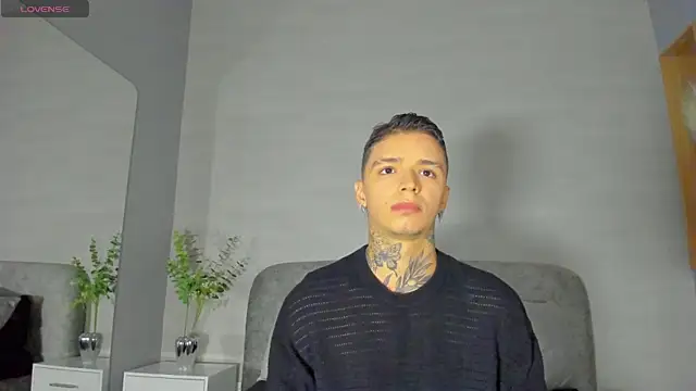 Snapshot of Ian_Castillo_ chatting on 06/08/26, 11:10 Ian Castillo online show from 06/08/26, 11:10