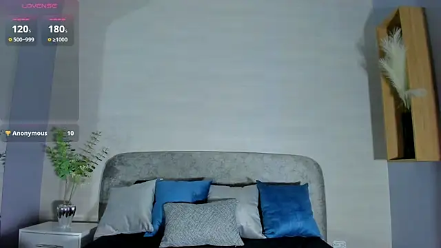 Snapshot of Ian_Castillo_ chatting on 06/25/26, 11:26 Ian Castillo online show from 06/25/26, 11:26