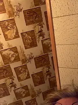 Snapshot of Tonybaloney1972 chatting on 09/10/25, 02:33 Tonybaloney1972 online show from 09/10/25, 02:33