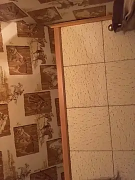 Snapshot of Tonybaloney1972 chatting on 10/06/25, 01:03 Tonybaloney1972 online show from 10/06/25, 01:03