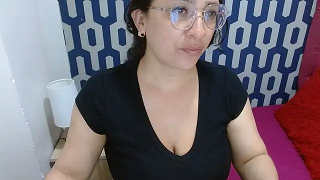 Snapshot of sarax_ximena chatting on 10/11/25, 06:01 sarax ximena online show from 10/11/25, 06:01