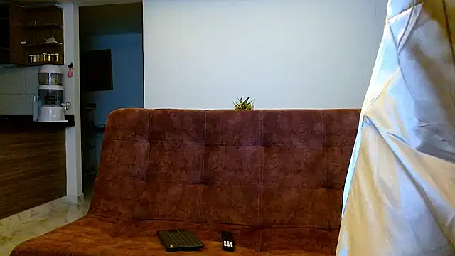 AntonellaAndNoah online show from 04/28/26, 06:40