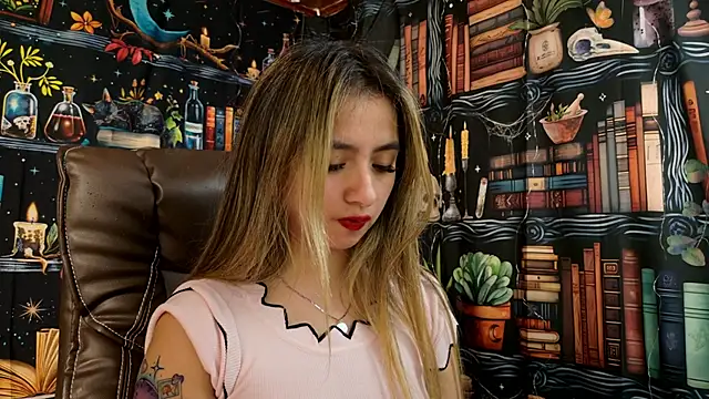 julietta   jackson online show from 01/07/25, 08:31