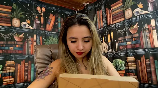 julietta   jackson online show from 01/17/25, 08:11