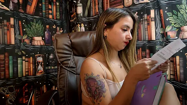 julietta   jackson online show from 01/21/25, 09:04