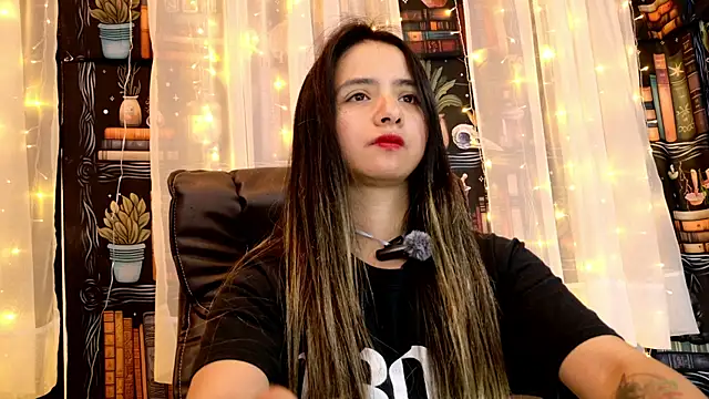 julietta   jackson online show from 05/27/26, 01:57