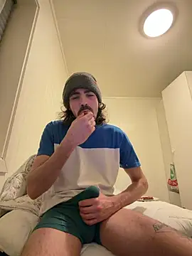 wolfwhite95 online show from 04/06/26, 09:05