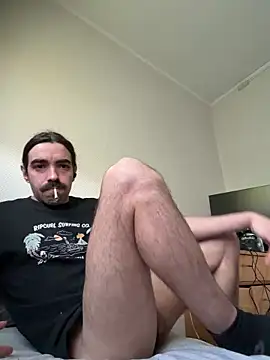 Snapshot of wolfwhite95 chatting on 06/01/26, 09:05 wolfwhite95 online show from 06/01/26, 09:05