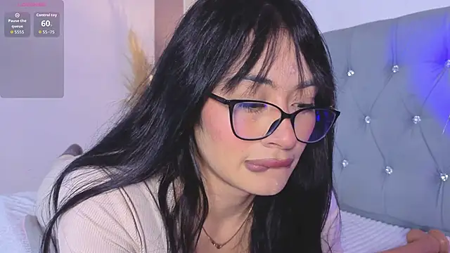 aprildreams19 online show from 02/04/26, 12:33