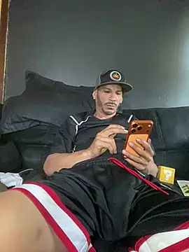 Chico Bellaco online show from 04/28/26, 03:39