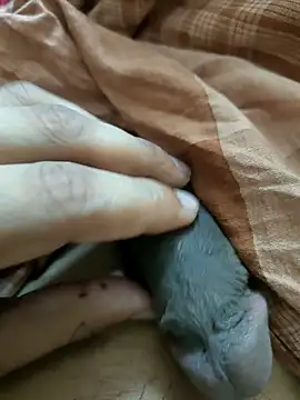 Bengali Boy75 online show from 09/27/25, 05:18