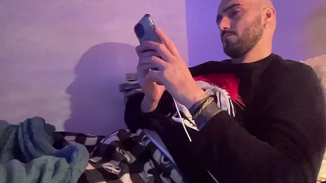 alessandromori91 online show from 01/06/26, 01:20