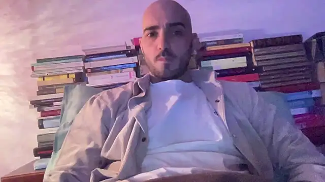 alessandromori91 online show from 04/04/26, 08:06