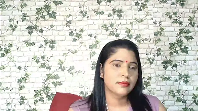 Snapshot of XIndianintimacy chatting on 02/13/25, 06:16 XIndianintimacy online show from 02/13/25, 06:16