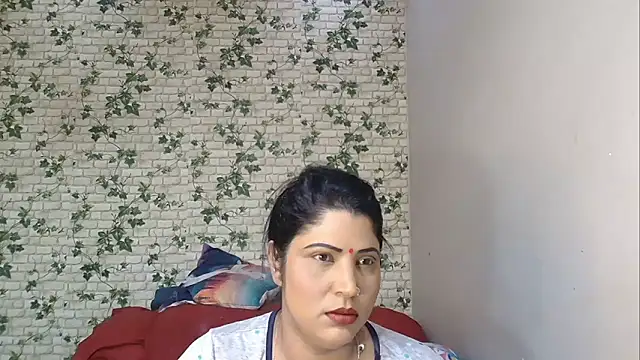 Snapshot of XIndianintimacy chatting on 09/13/25, 07:46 XIndianintimacy online show from 09/13/25, 07:46
