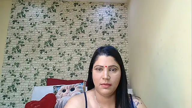 Snapshot of XIndianintimacy chatting on 07/26/26, 07:10 XIndianintimacy online show from 07/26/26, 07:10