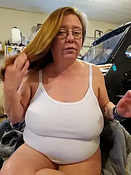 MsShelby40 online show from 03/21/25, 10:39