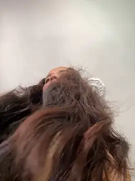 MollySanders    online show from 12/15/24, 06:48