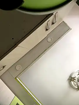 MollySanders    online show from 09/14/25, 09:36