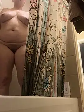 Snapshot of Big-Tits-McGee chatting on 01/20/25, 04:23 Big-Tits-McGee online show from 01/20/25, 04:23