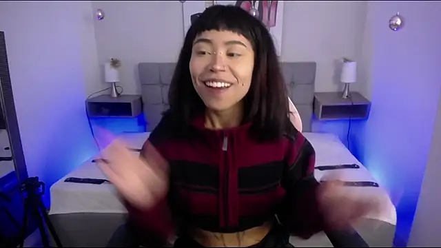 Violetta Suky online show from 01/08/25, 01:52