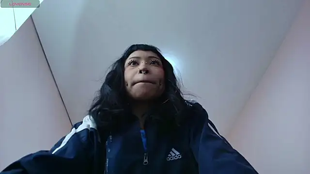 Violetta Suky online show from 02/14/25, 12:36