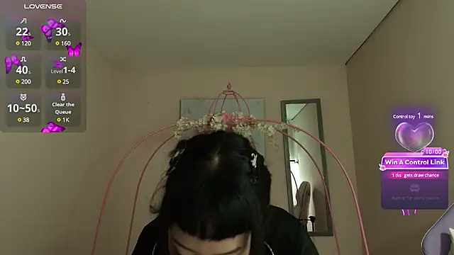 Violetta Suky online show from 02/17/25, 01:10